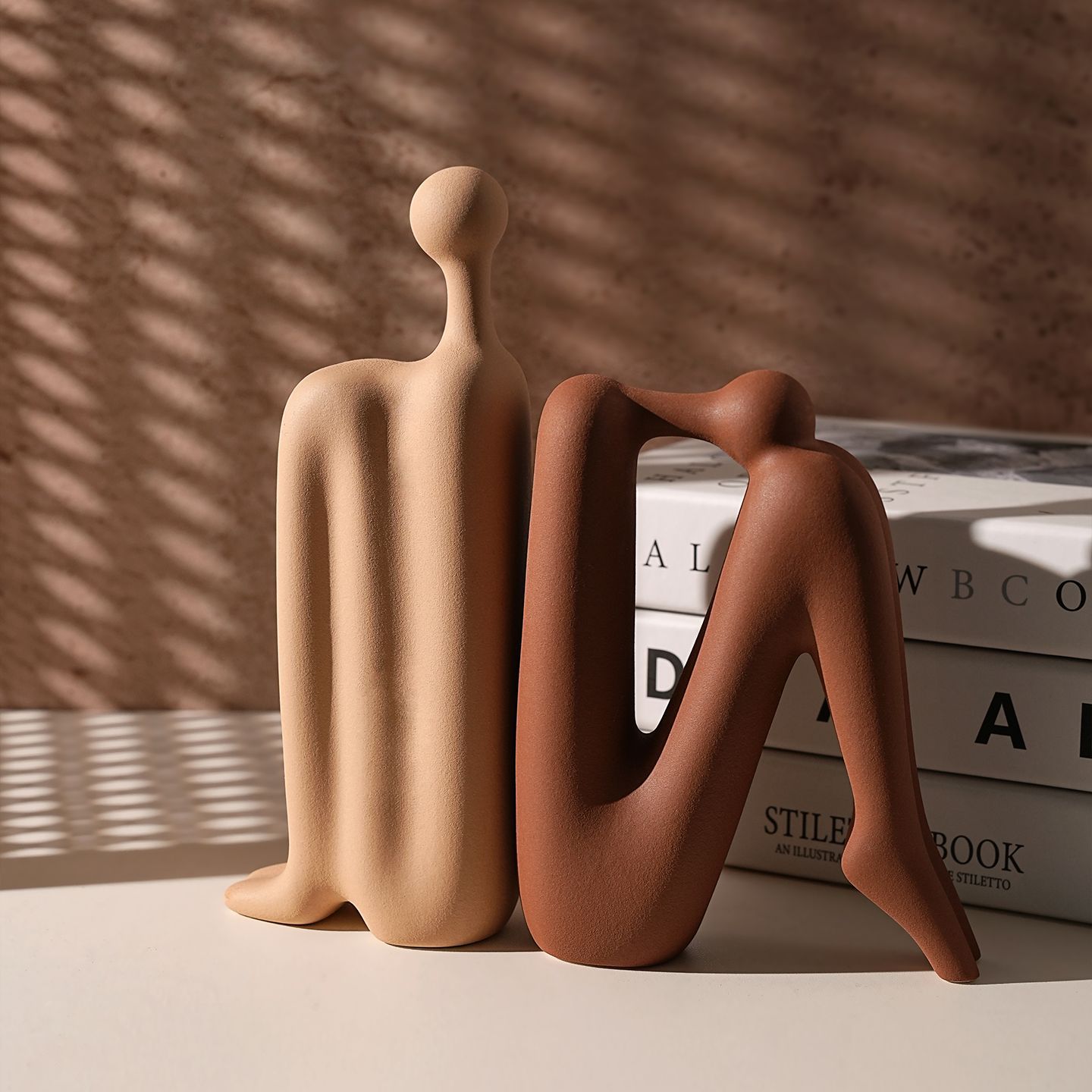 Aesthetic Bookend - Nordic Abstract Human Figure Bookends, Modern