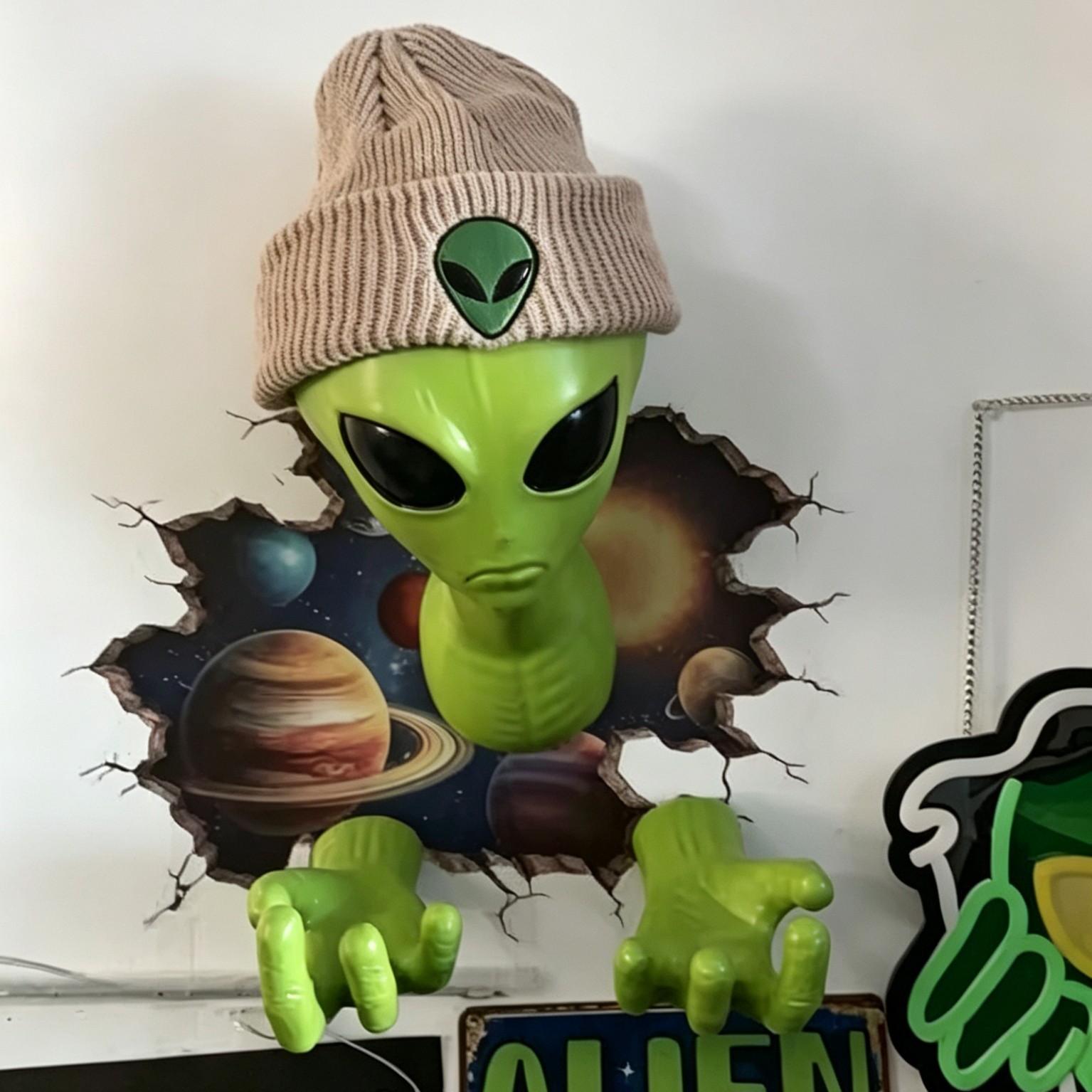 1 Green Alien Pendant, 3D Alie - Home Decor Quirky recension och pris